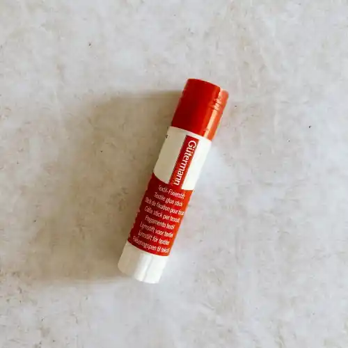 Hit sprzedażowy - Klej do tkanin Gutermann